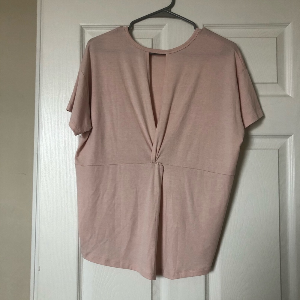 Athleta Open Back t shirt